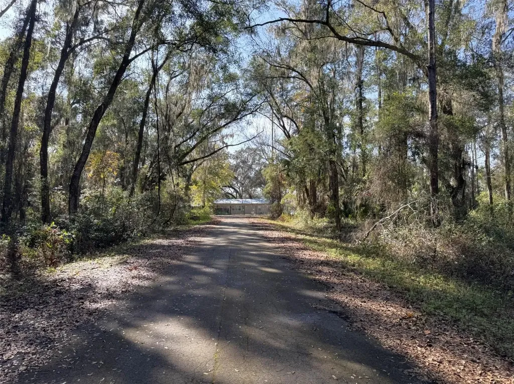 Sequoia Loop Track Ocklawaha FL 32179