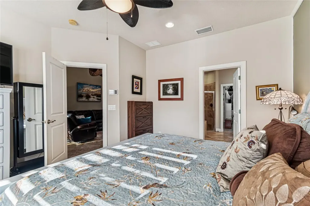 4975 Anniston Circle Tampa FL 33647