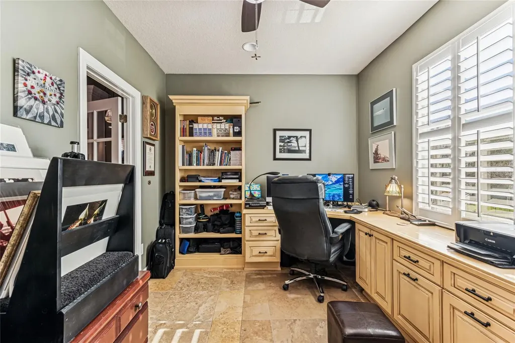 4975 Anniston Circle Tampa FL 33647