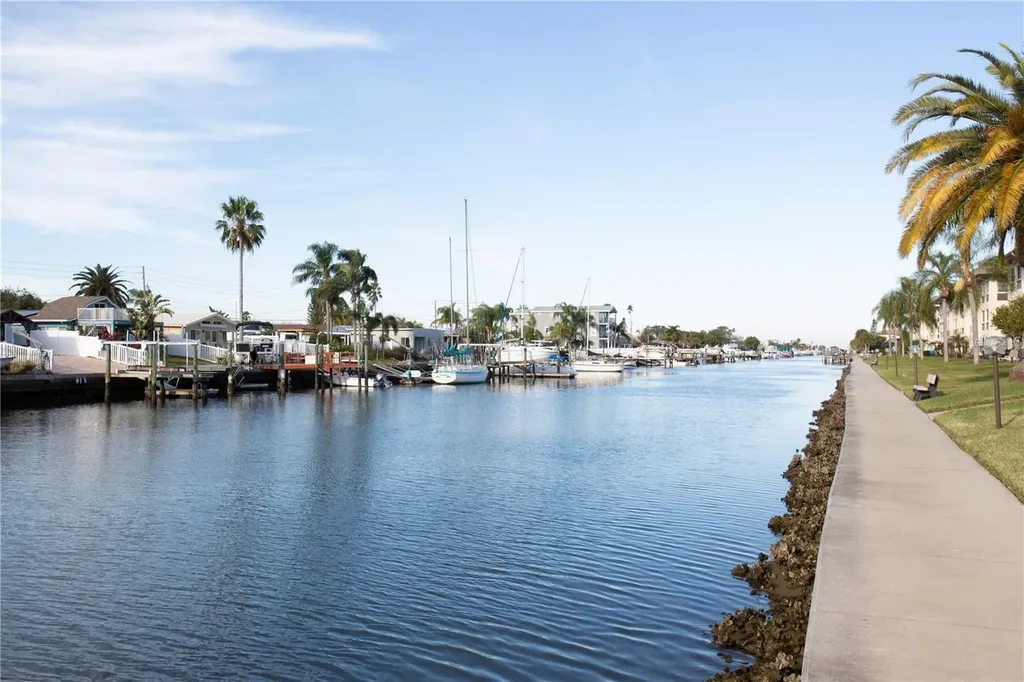 4632 Marine Parkway New Port Richey FL 34652