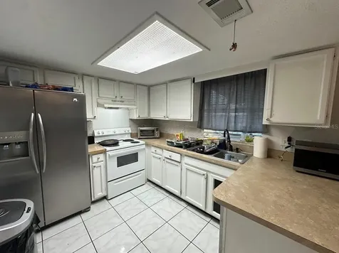 520 Fairhope Drive Apollo Beach FL 33572