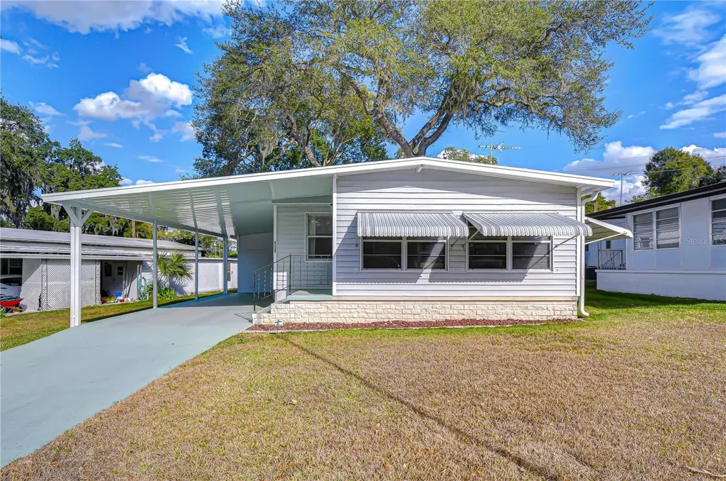 6128 Ridgewood Drive Zephyrhills FL 33542