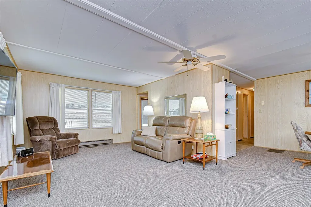 6128 Ridgewood Drive Zephyrhills FL 33542