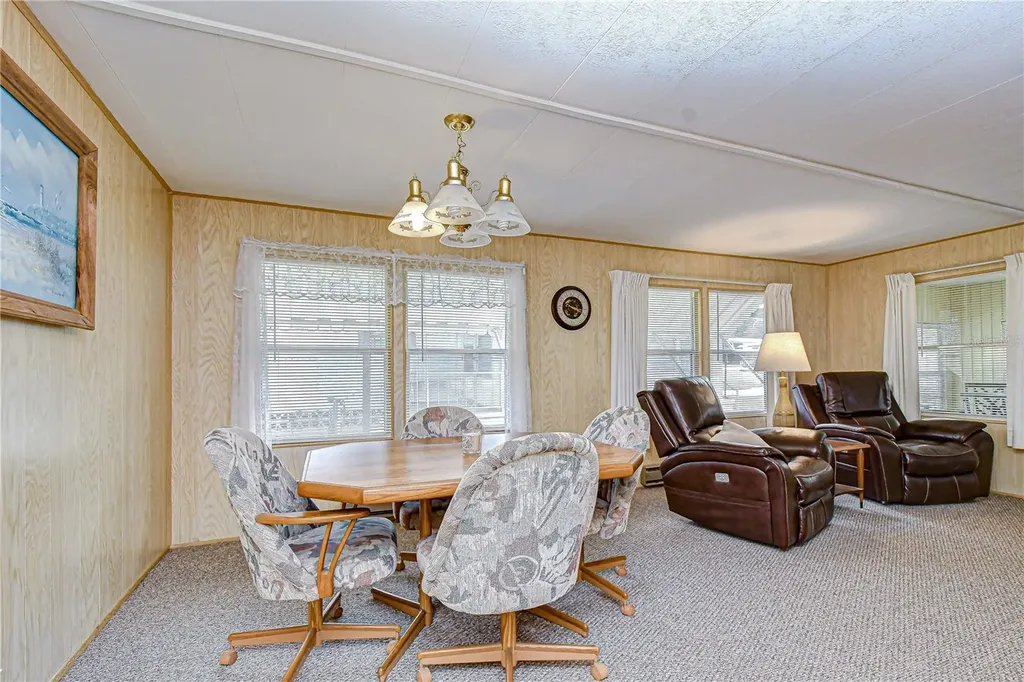 6128 Ridgewood Drive Zephyrhills FL 33542