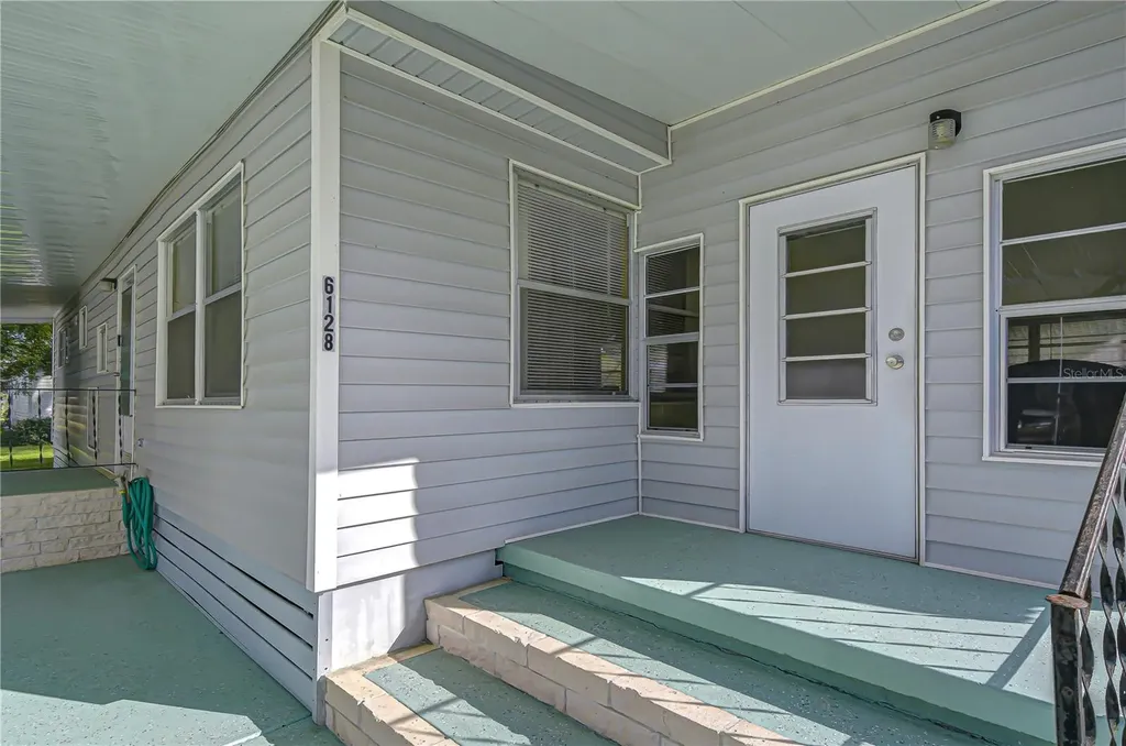 6128 Ridgewood Drive Zephyrhills FL 33542