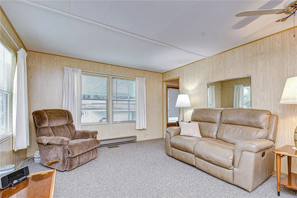 6128 Ridgewood Drive Zephyrhills FL 33542