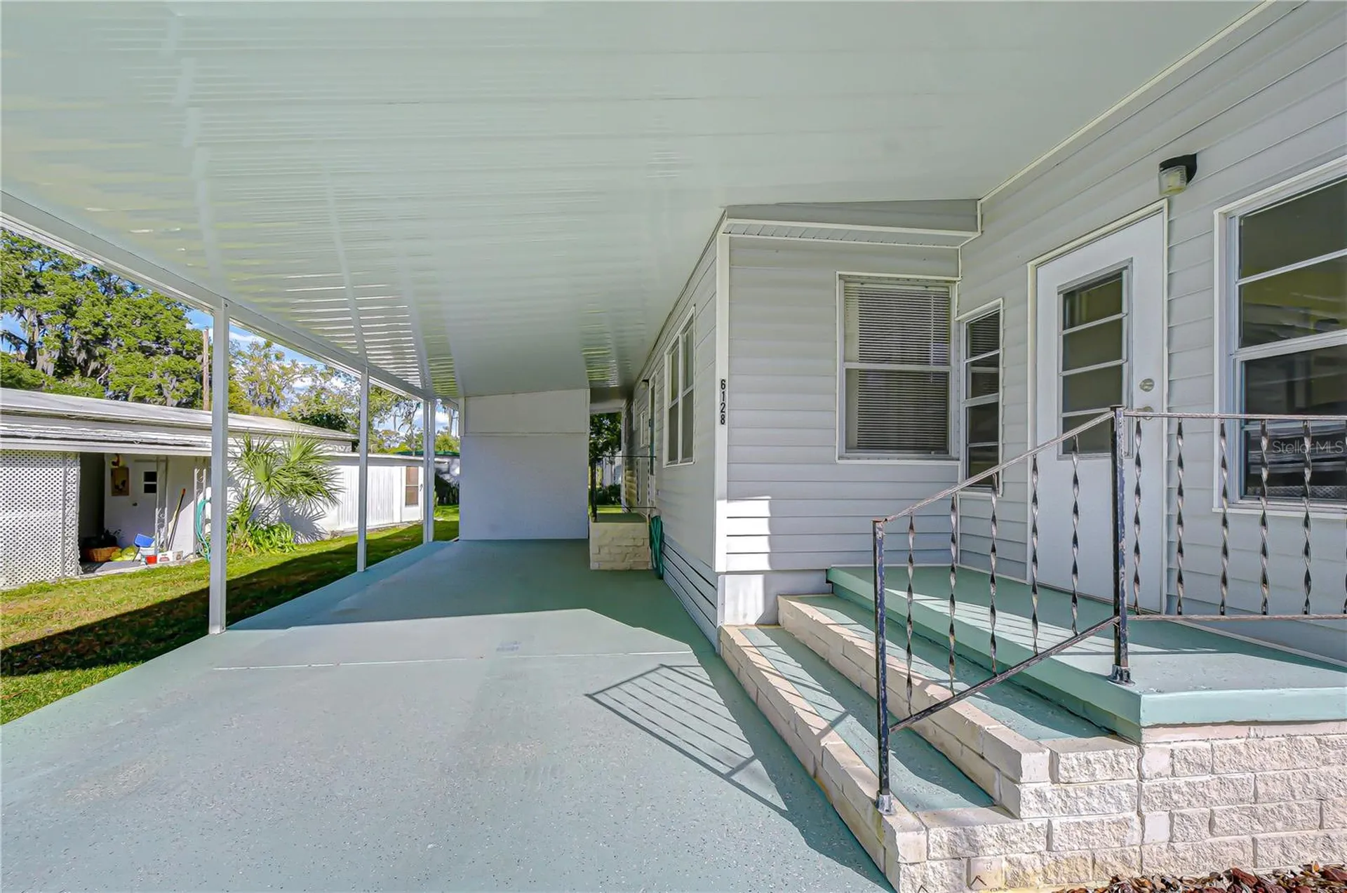 6128 Ridgewood Drive Zephyrhills FL 33542