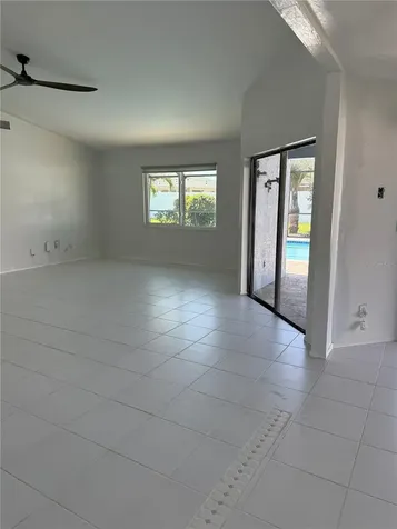 32 NE 13th Place Cape Coral FL 33909