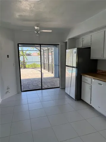 32 NE 13th Place Cape Coral FL 33909