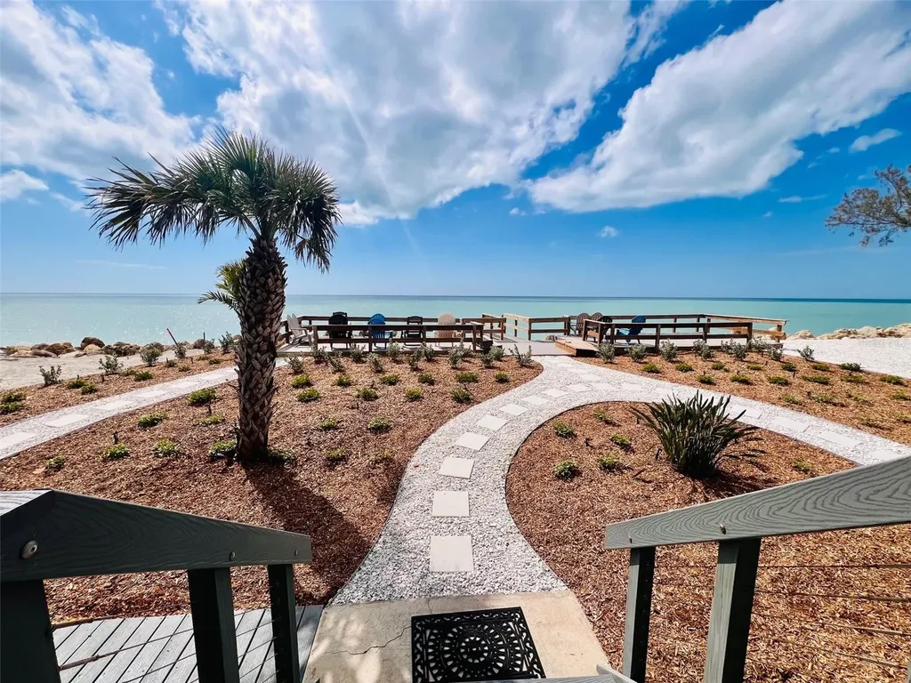 5030 N Beach Road Englewood FL 34223