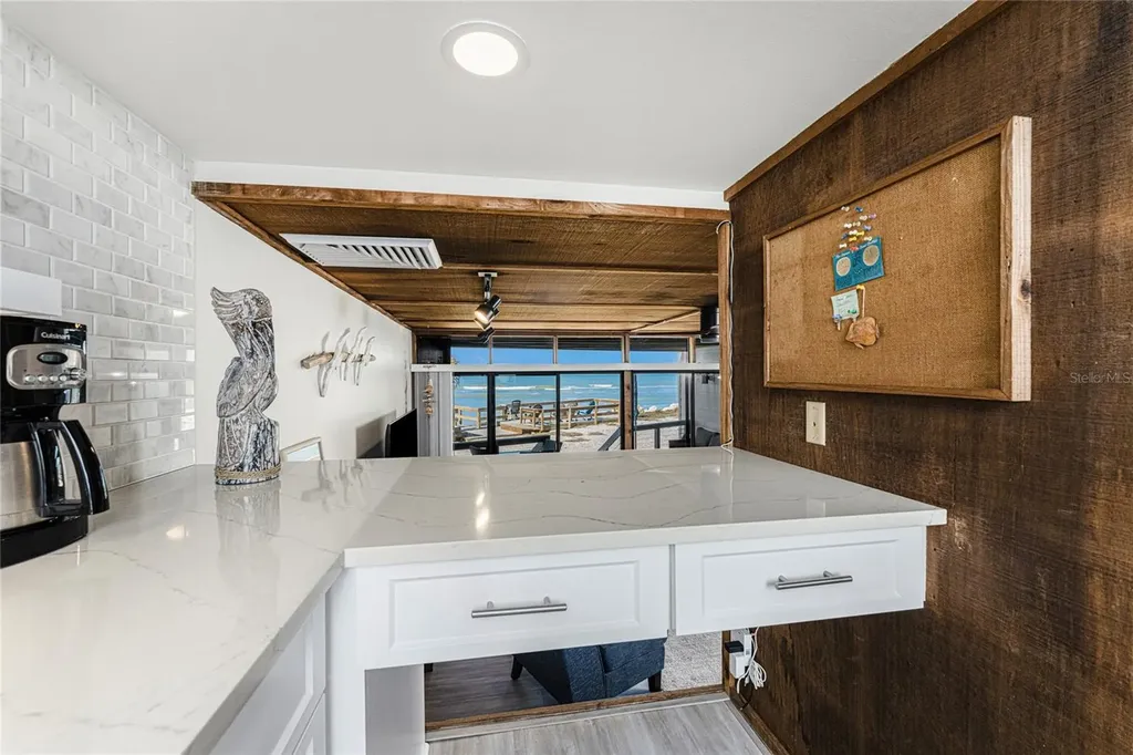 5030 N Beach Road Englewood FL 34223