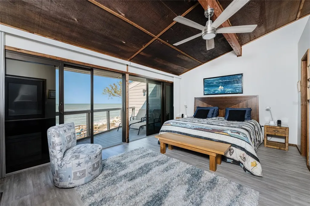 5030 N Beach Road Englewood FL 34223