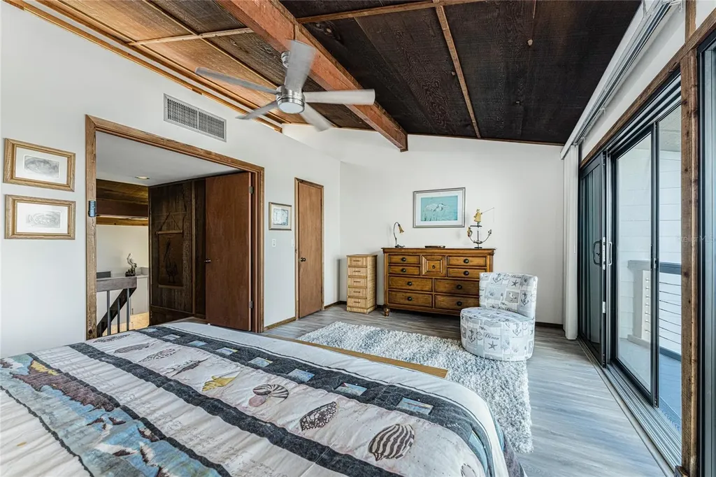 5030 N Beach Road Englewood FL 34223