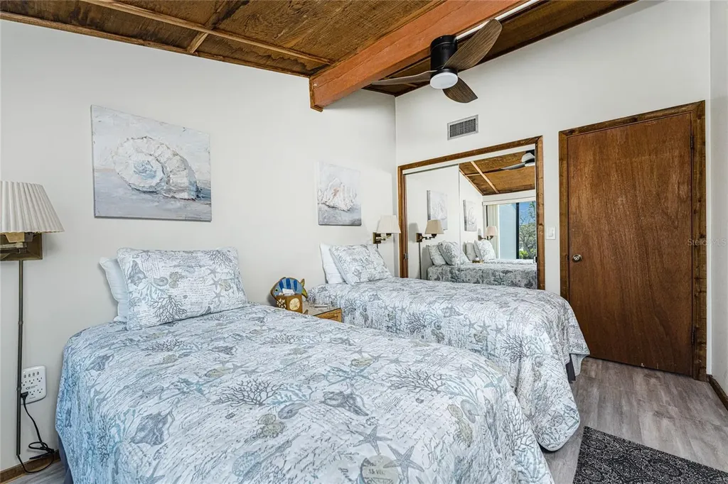 5030 N Beach Road Englewood FL 34223