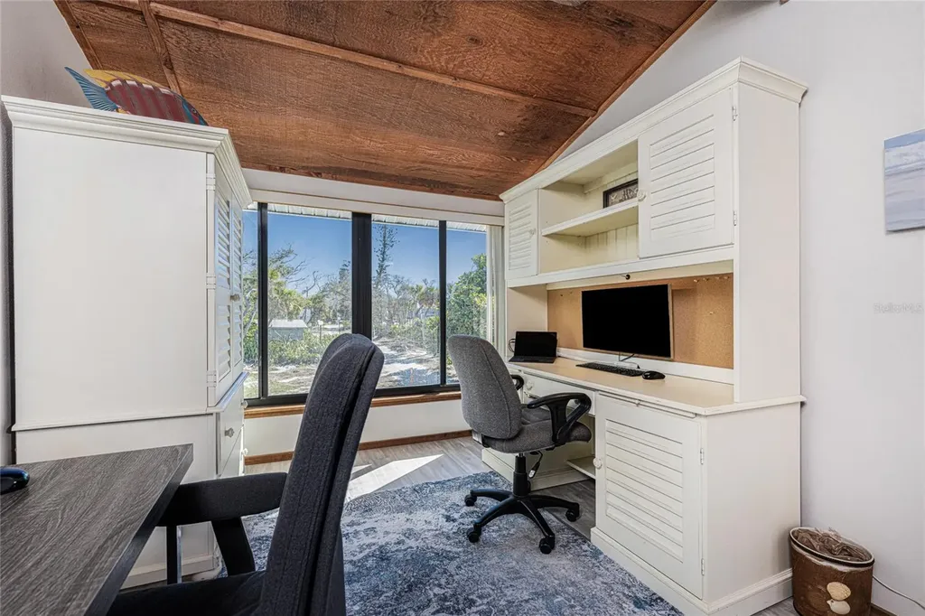 5030 N Beach Road Englewood FL 34223