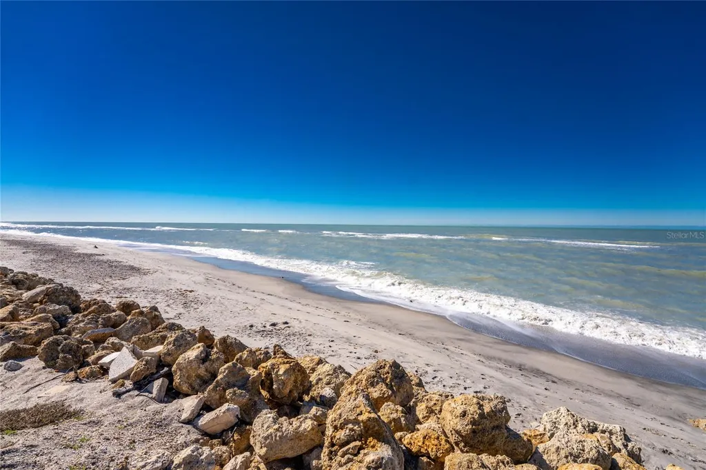 5030 N Beach Road Englewood FL 34223