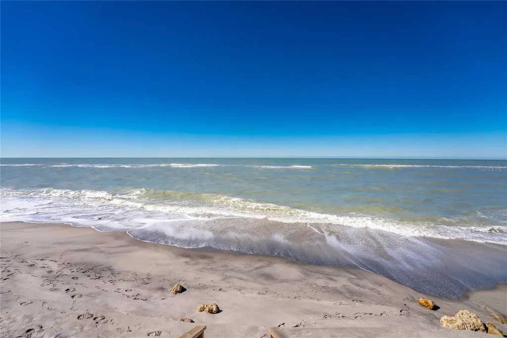 5030 N Beach Road Englewood FL 34223