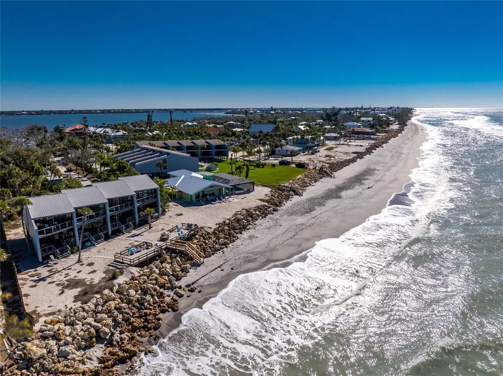 5030 N Beach Road Englewood FL 34223