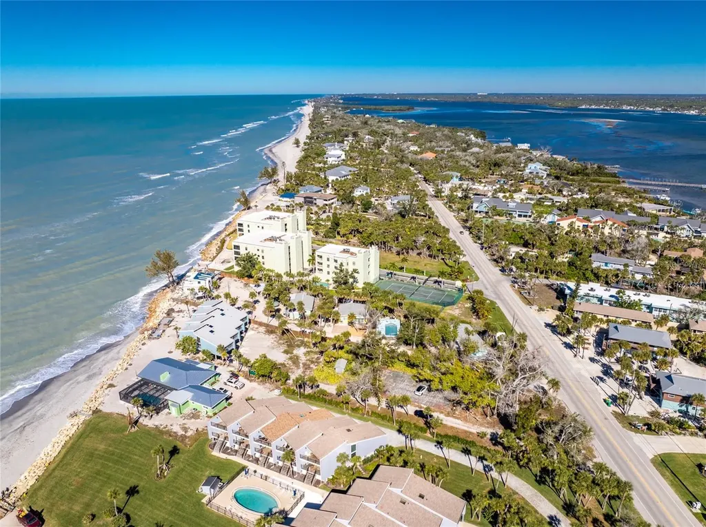 5030 N Beach Road Englewood FL 34223