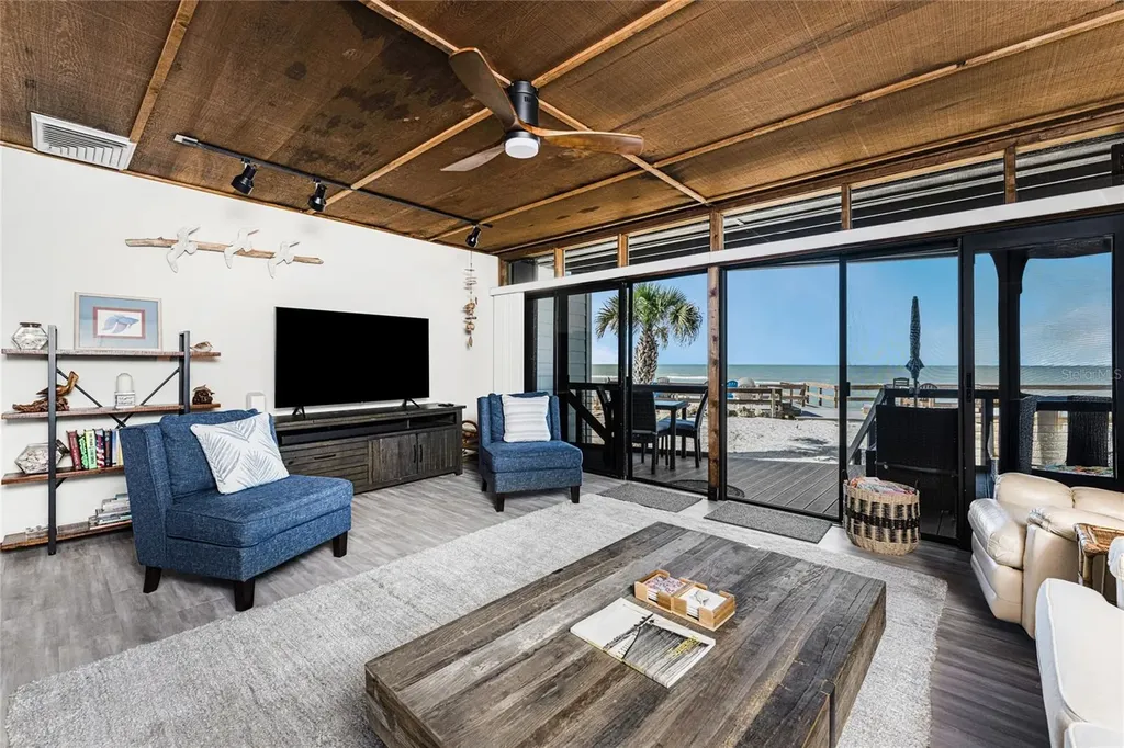 5030 N Beach Road Englewood FL 34223