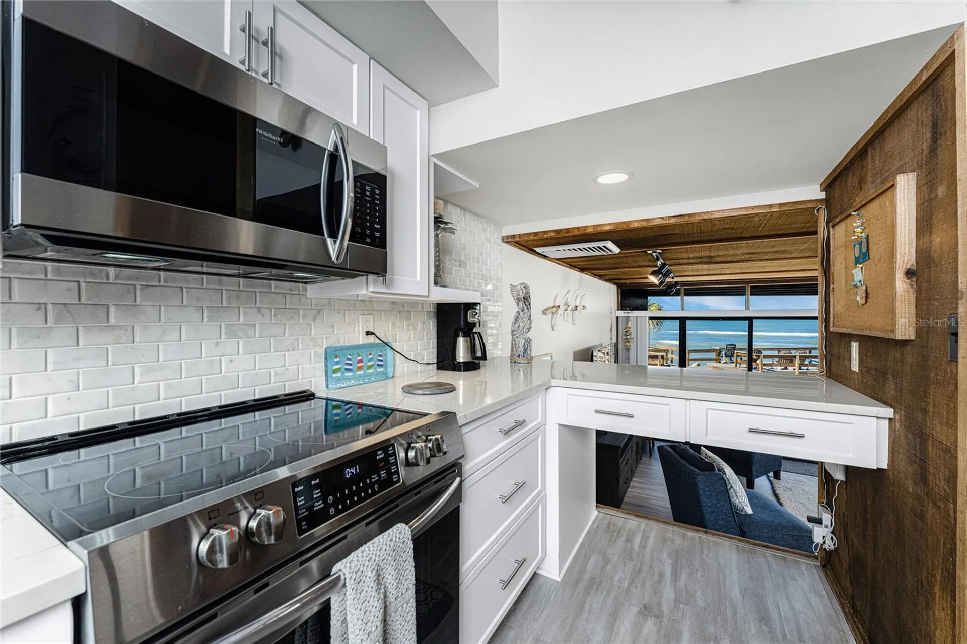 5030 N Beach Road Englewood FL 34223