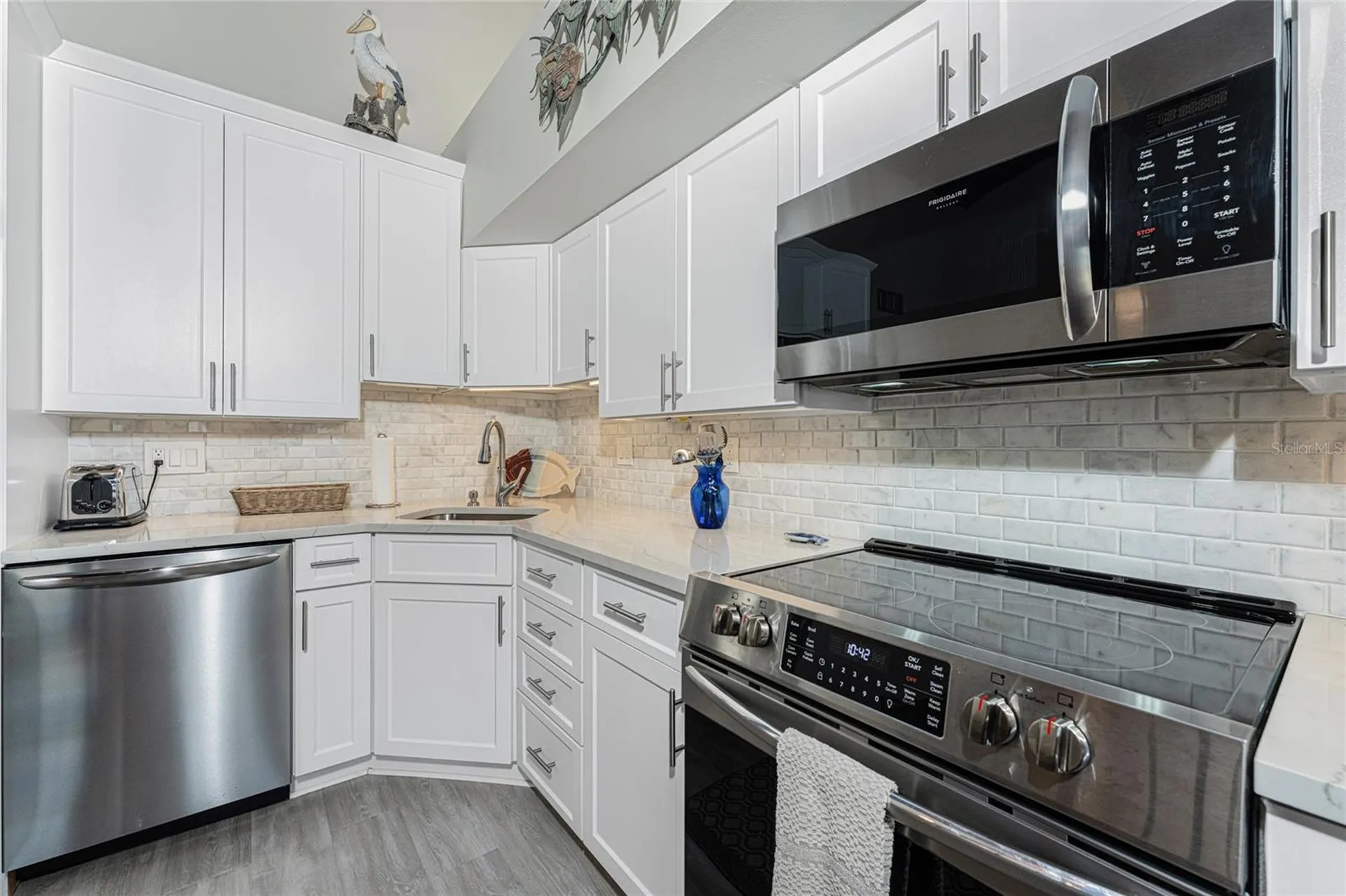 5030 N Beach Road Englewood FL 34223