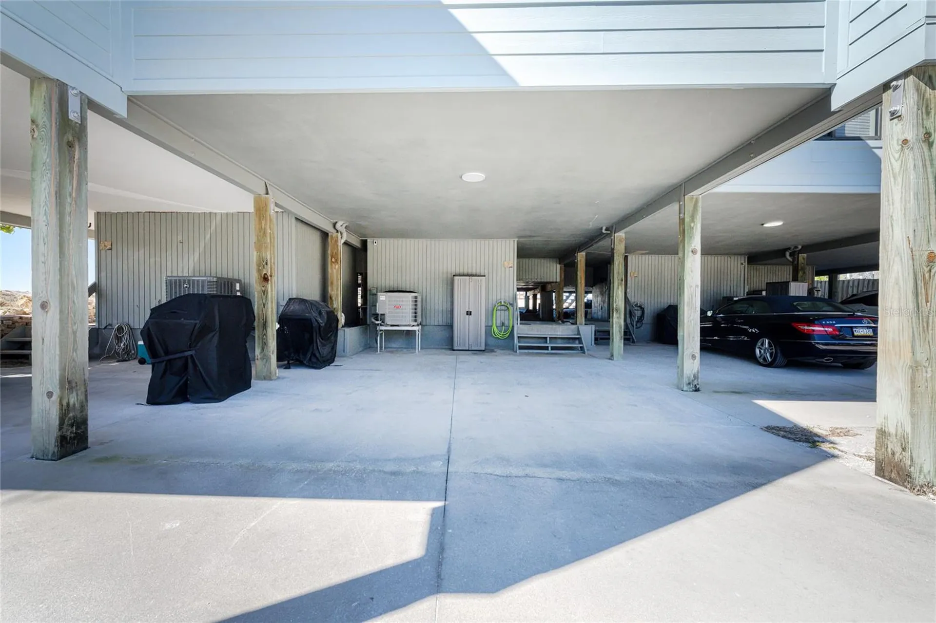 5030 N Beach Road Englewood FL 34223