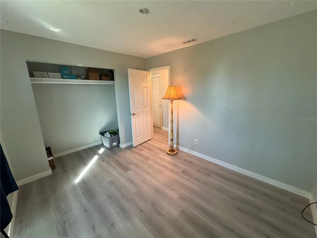 1323 NW 7th Place Cape Coral FL 33993