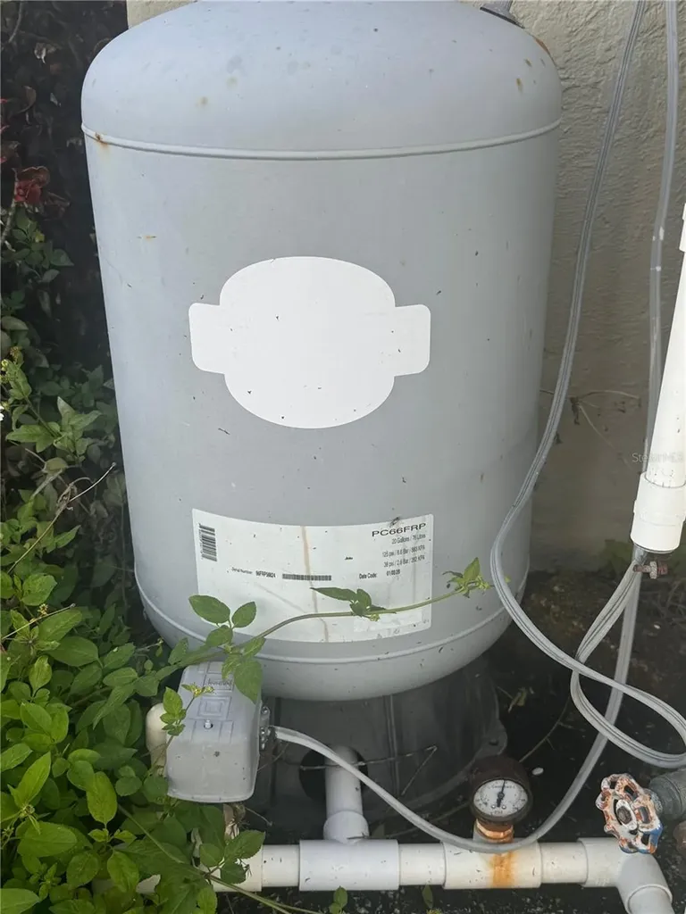 1323 NW 7th Place Cape Coral FL 33993