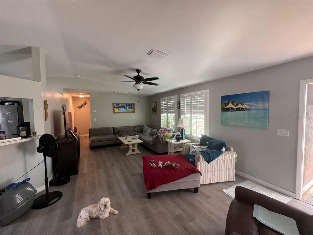 1323 NW 7th Place Cape Coral FL 33993