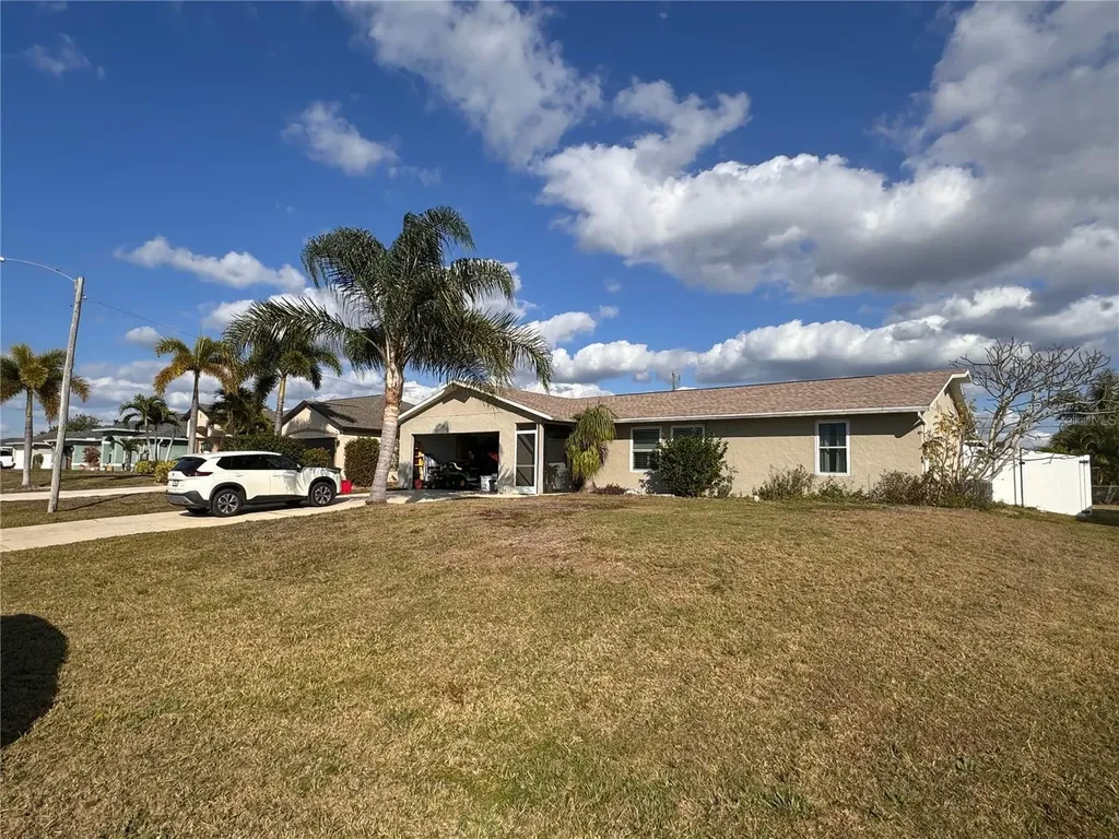 1323 NW 7th Place Cape Coral FL 33993
