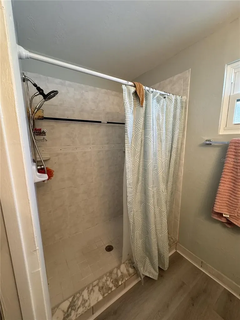 1323 NW 7th Place Cape Coral FL 33993