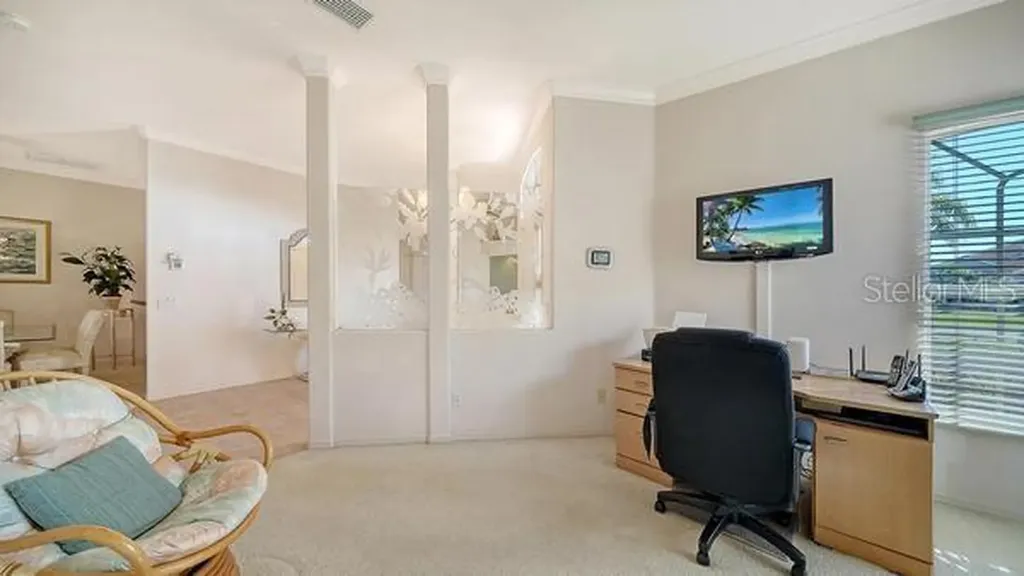9559 Forest Hills Circle Sarasota FL 34238