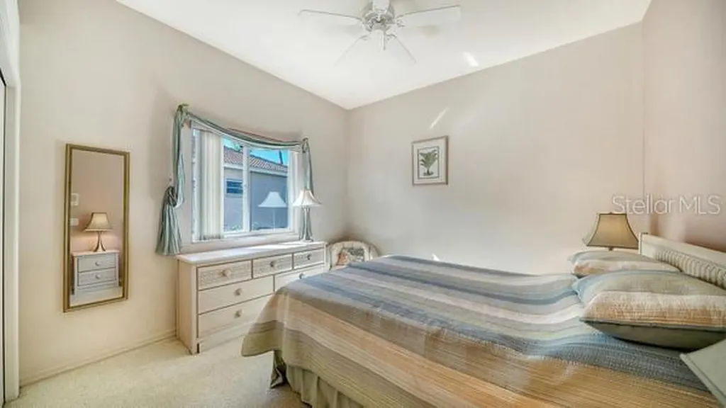9559 Forest Hills Circle Sarasota FL 34238