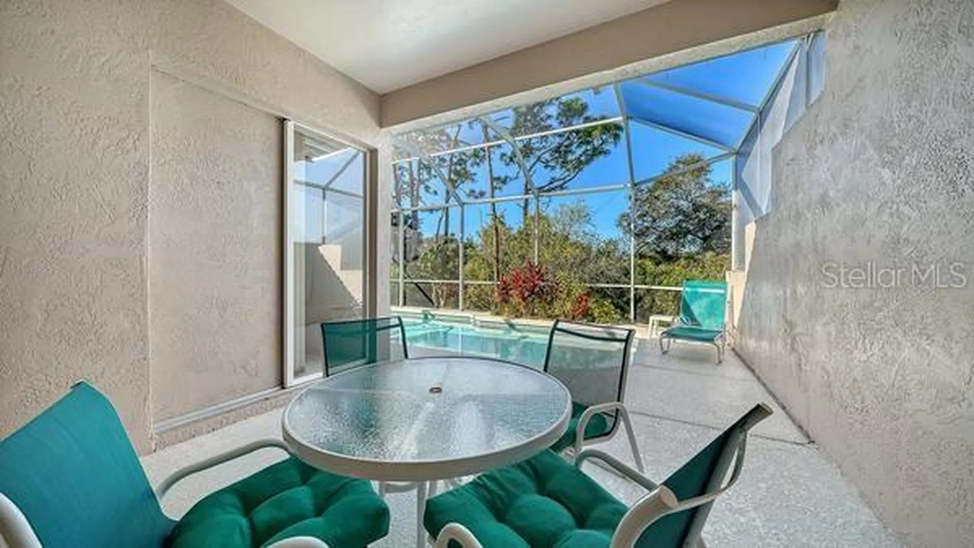 9559 Forest Hills Circle Sarasota FL 34238