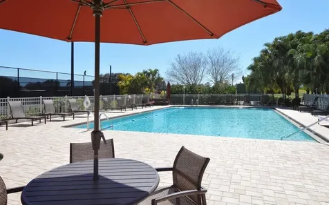 9559 Forest Hills Circle Sarasota FL 34238