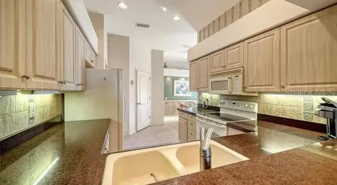 9559 Forest Hills Circle Sarasota FL 34238