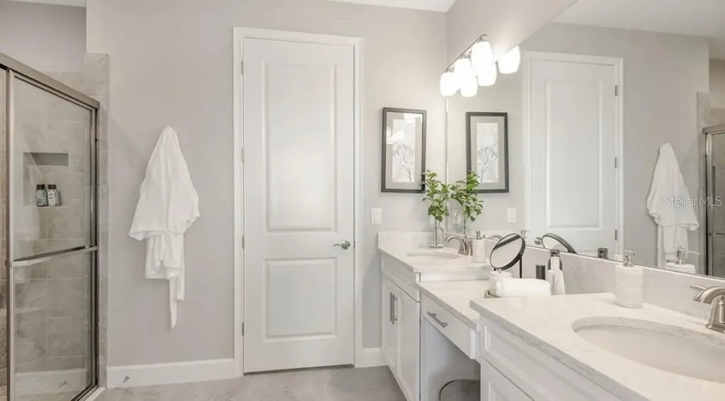 7767 Waning Moon Way Sarasota FL 34241