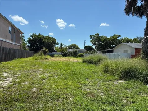 Sea Pines Unit 1 Pb 8 Pg 149 Lot 46 Hudson FL 34667