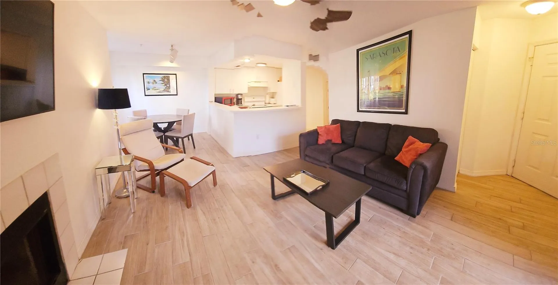 850 S Tamiami Trail Sarasota FL 34236