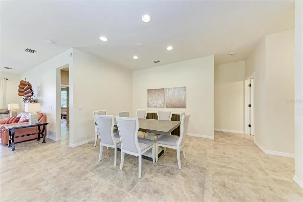 5381 Sundew Drive Sarasota FL 34238