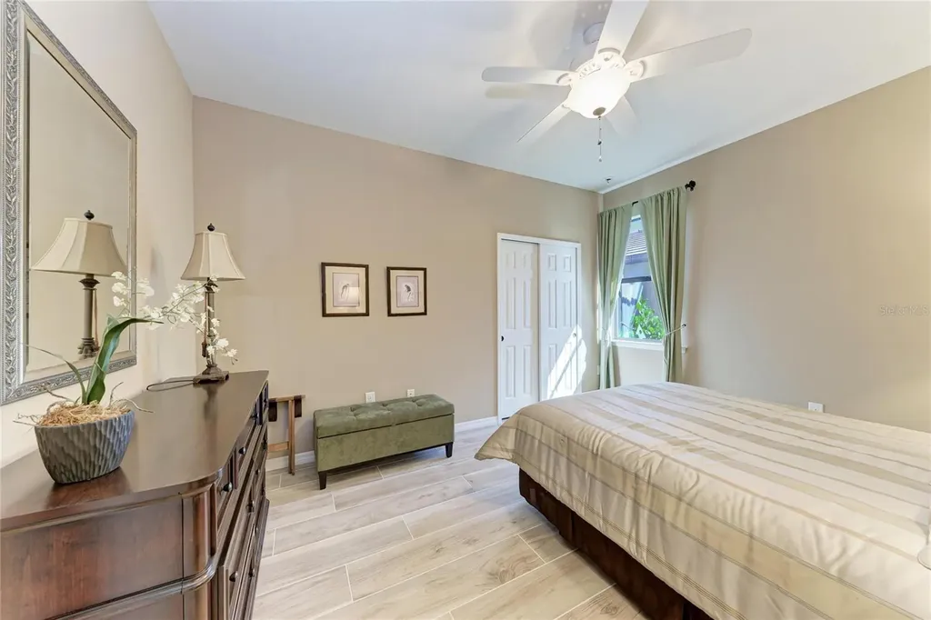 5381 Sundew Drive Sarasota FL 34238