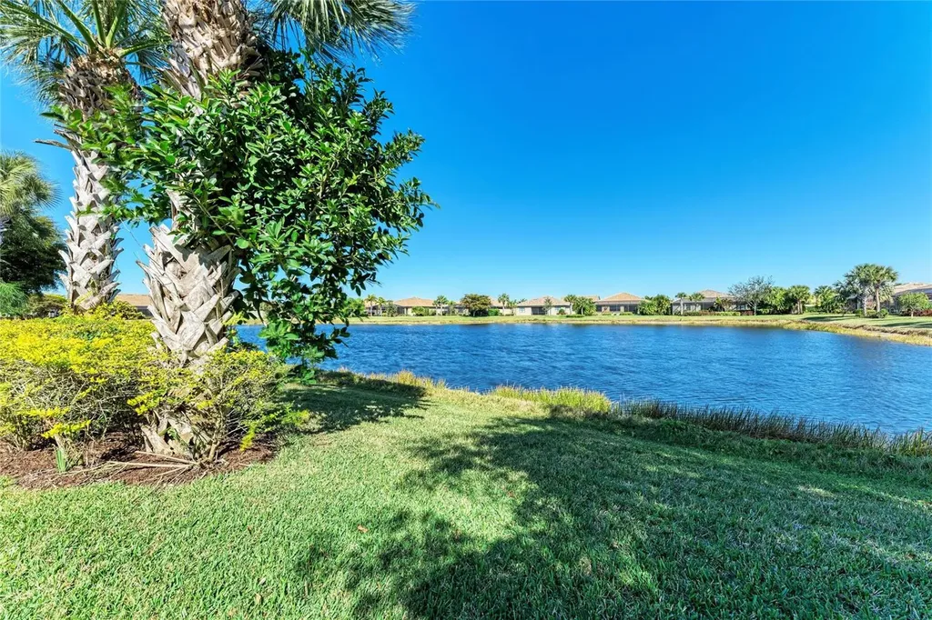 5381 Sundew Drive Sarasota FL 34238