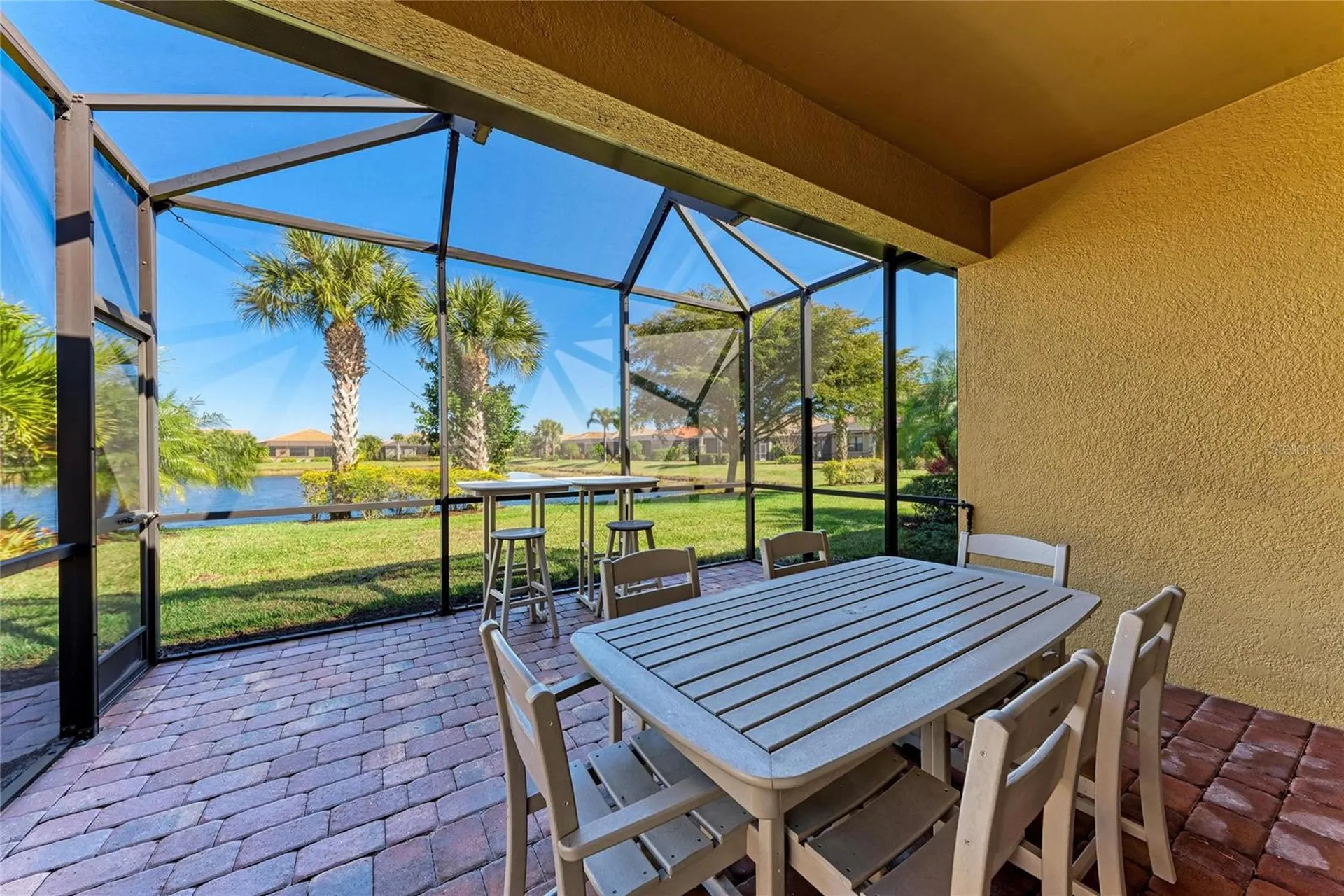 5381 Sundew Drive Sarasota FL 34238