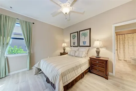 5381 Sundew Drive Sarasota FL 34238