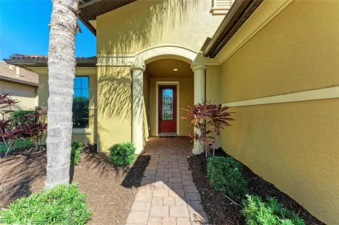 5381 Sundew Drive Sarasota FL 34238