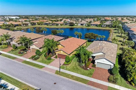 5381 Sundew Drive Sarasota FL 34238