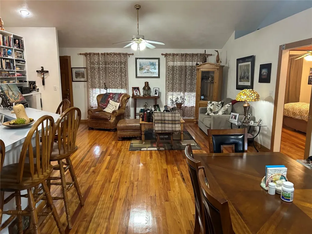 55730 Holiday Circle Astor FL 32102