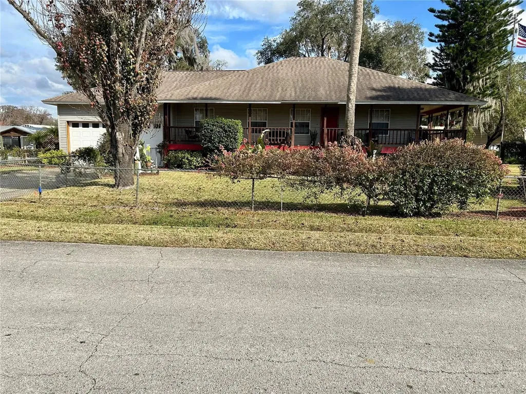 55730 Holiday Circle Astor FL 32102