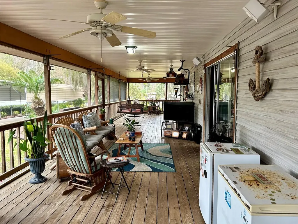 55730 Holiday Circle Astor FL 32102